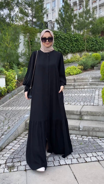 Classic Zipper Abaya - Black
