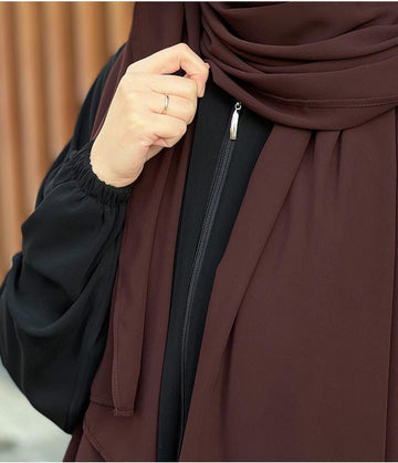 Classic Zipper Abaya - Black