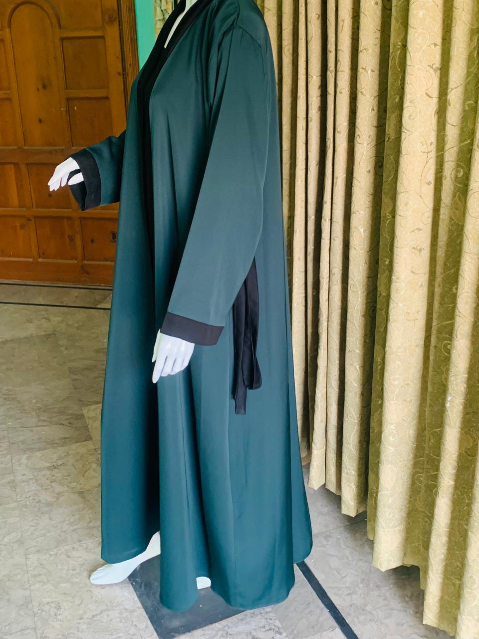 Upper Court Nida Colored Abaya