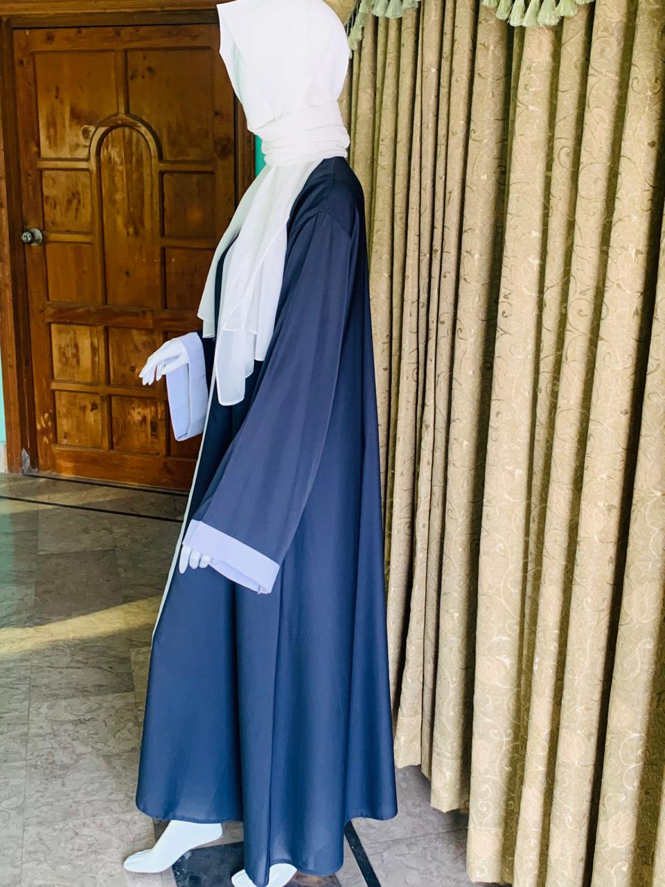 Nida Open Abaya with White Patti and Buttons