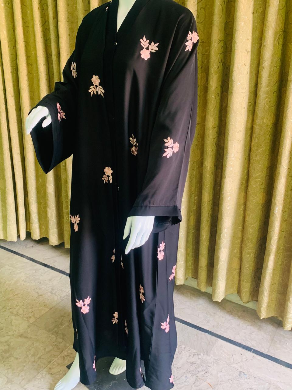 Black Open Abaya with Elegant Light Pink Embroidery – Winter Modest Wear