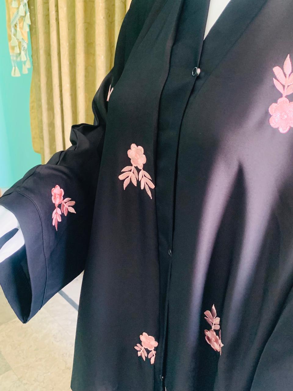 Black Open Abaya with Elegant Light Pink Embroidery – Winter Modest Wear