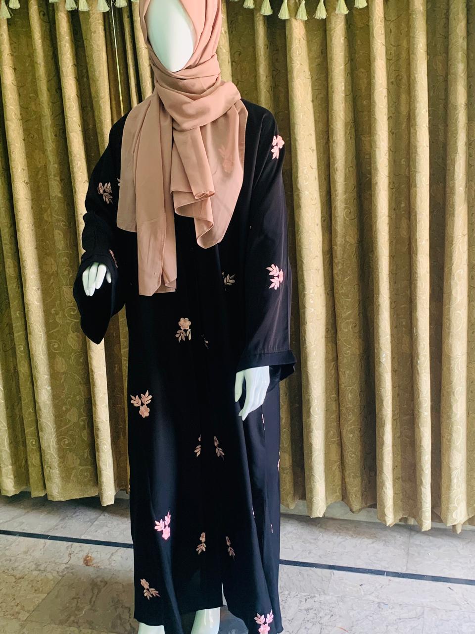 Black Open Abaya with Elegant Light Pink Embroidery – Winter Modest Wear