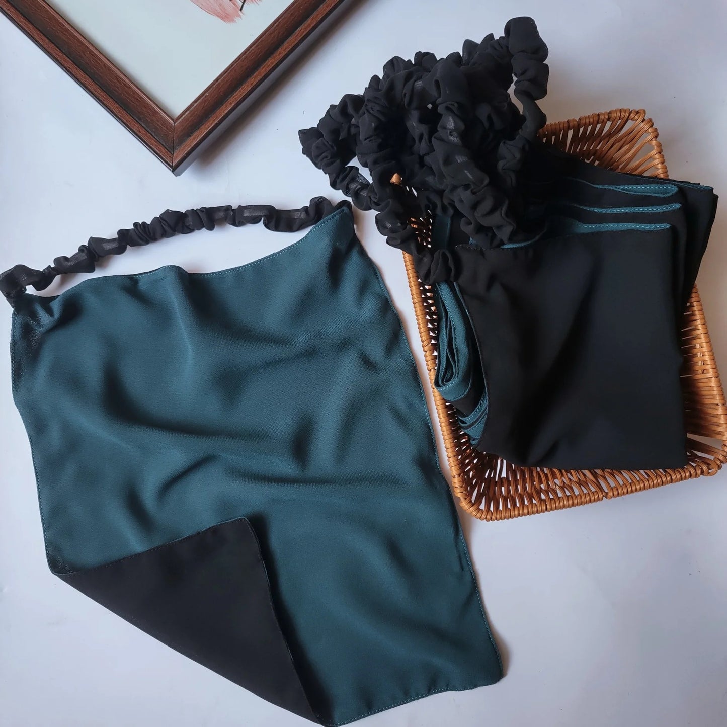 Double Color Niqab - Deep Green & Black